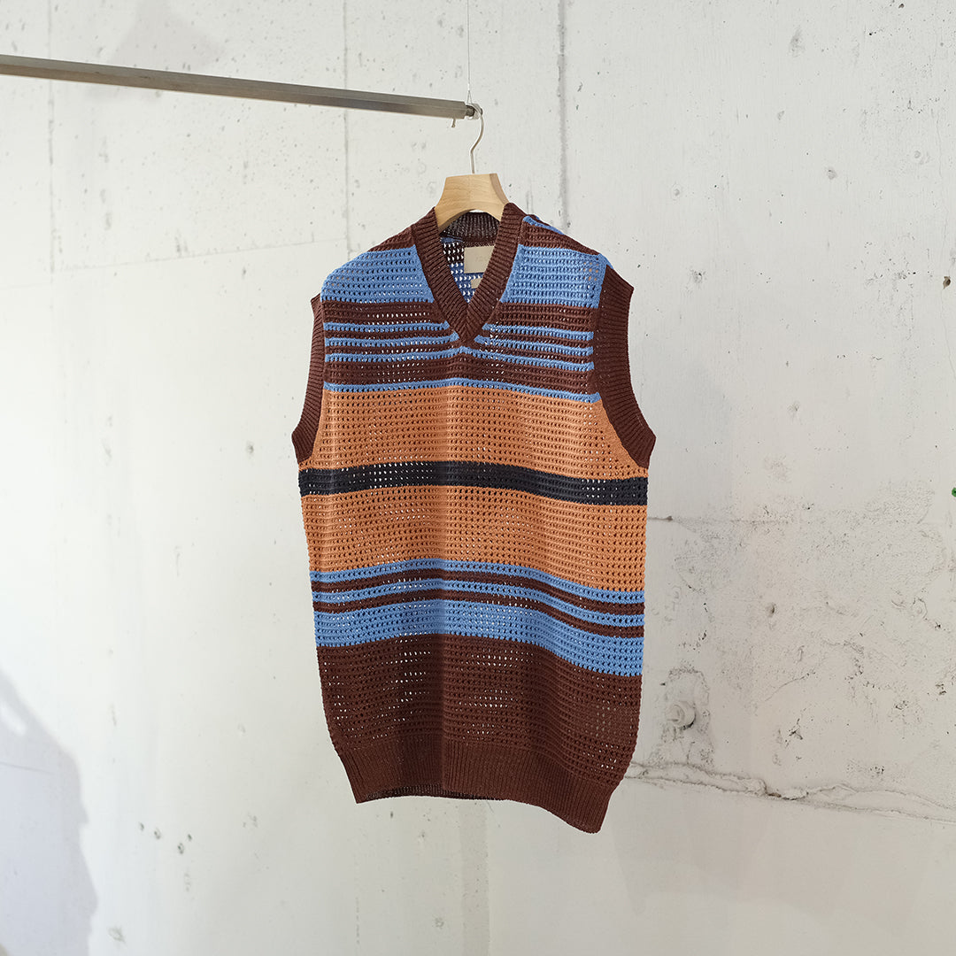 BORDER MESH KNIT VEST