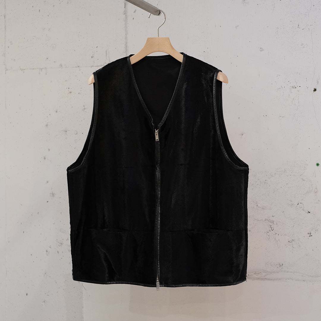 VELVET FRONT ZIP VEST