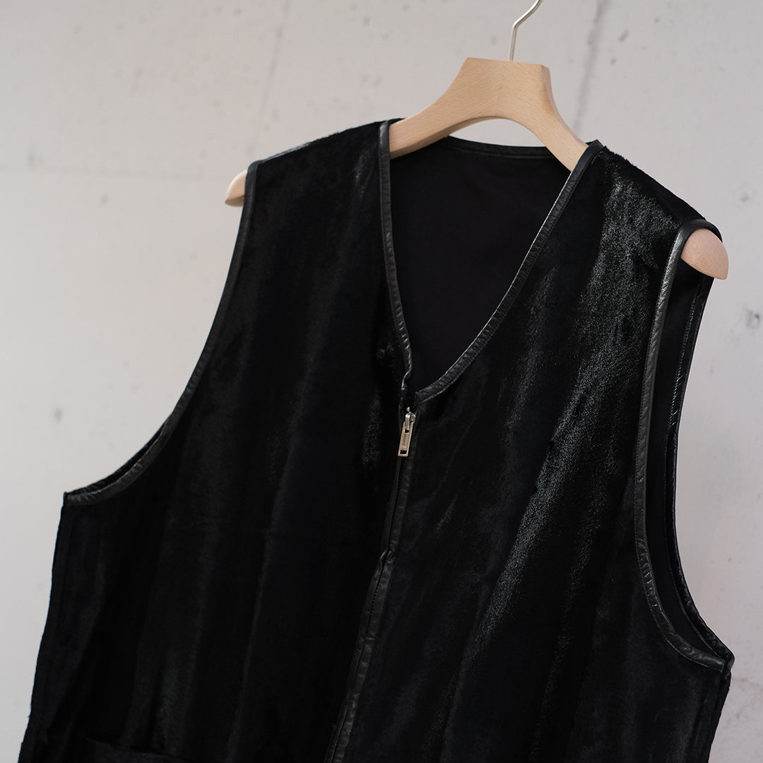 VELVET FRONT ZIP VEST