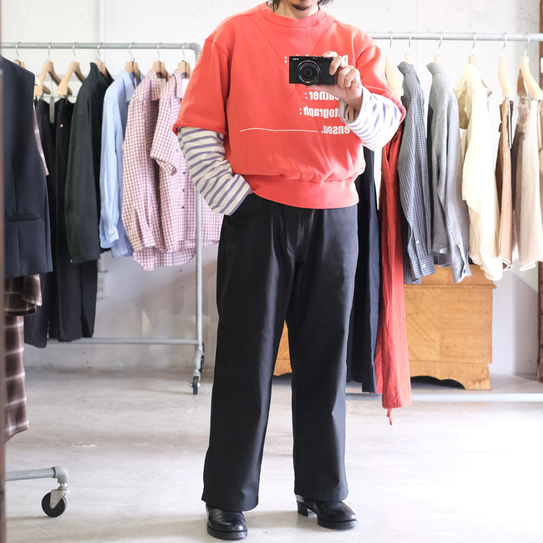 Cut-off Sweatshirt