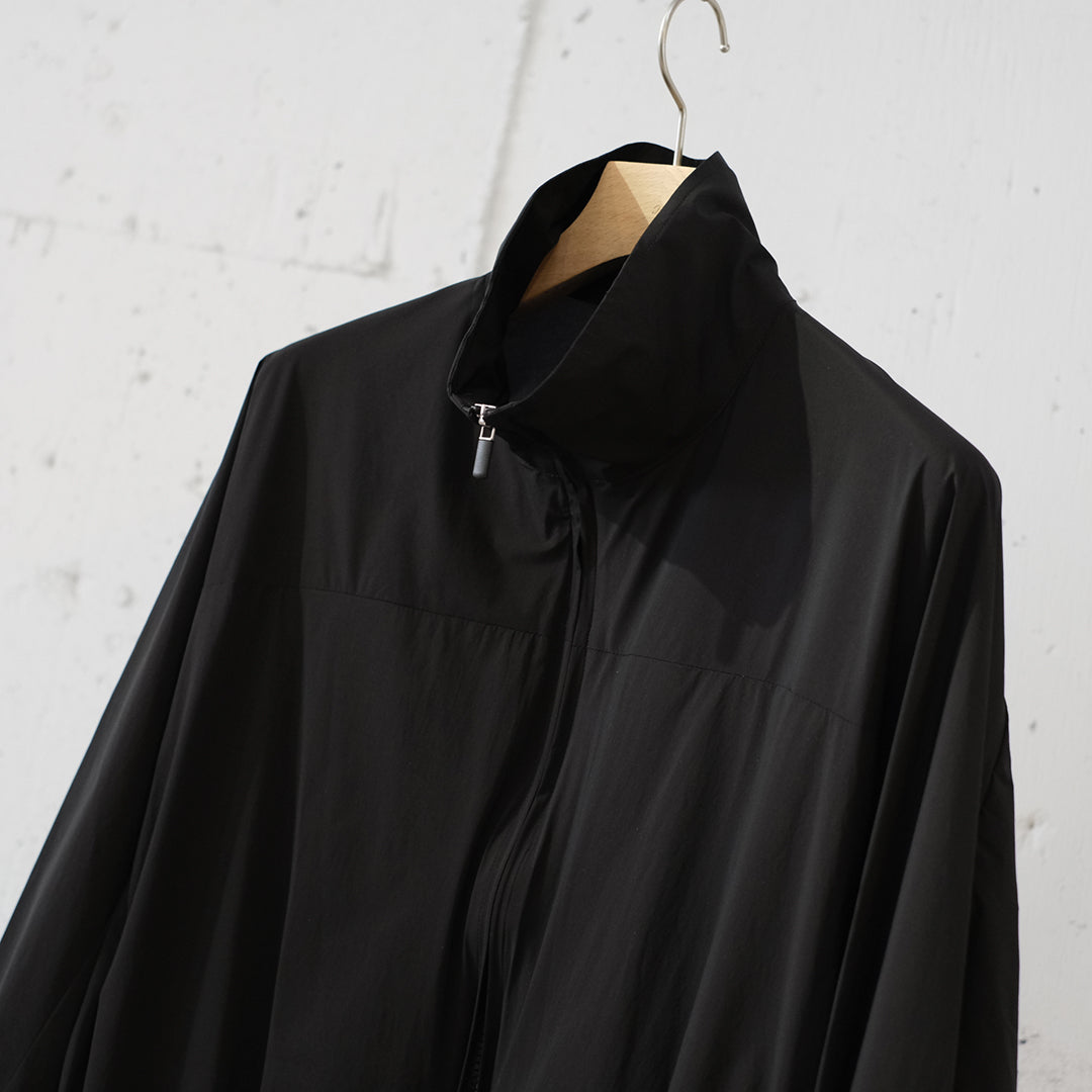 MINIMAL TRAINING JACKET