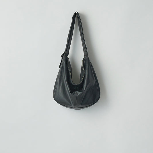 SHIRRING HANDLE LEATHER SHOULDER BAG