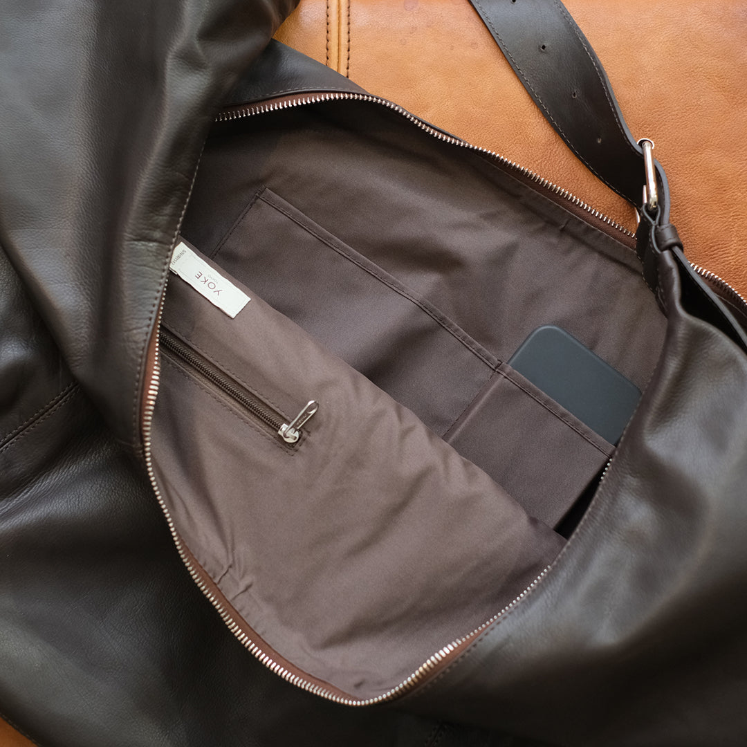 YOKE (ヨーク) 26SS - CARF LEATHER CIRCLE BAG | Harmonia公式通販サイト