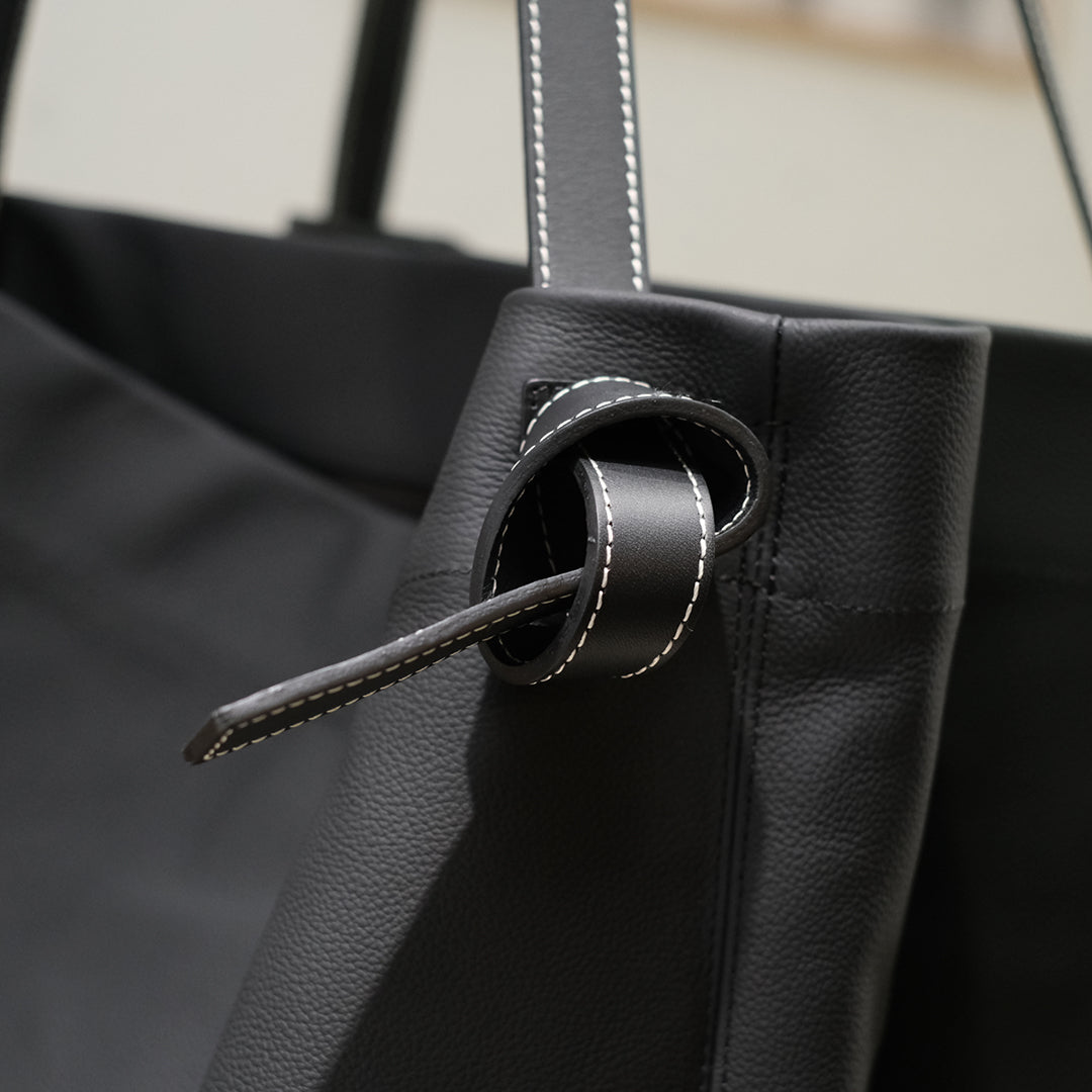 LEATHER BAG