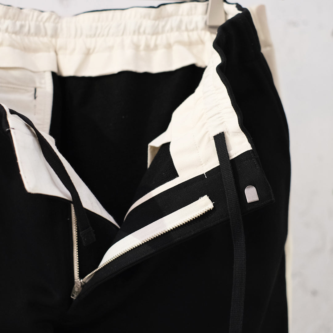 SWEAT PANTS