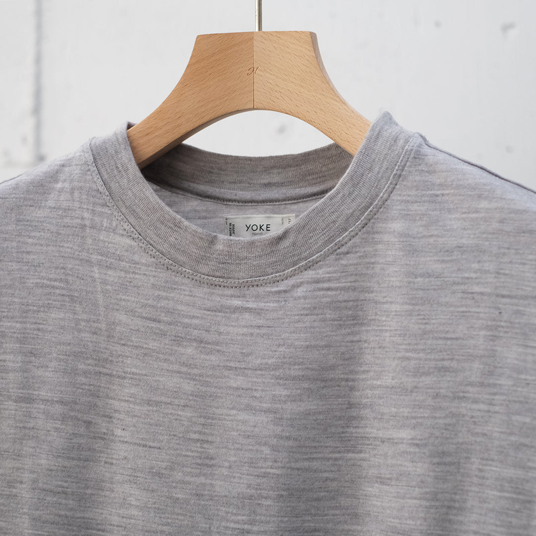 WASHABLE WOOL YOKE T-SHIRT