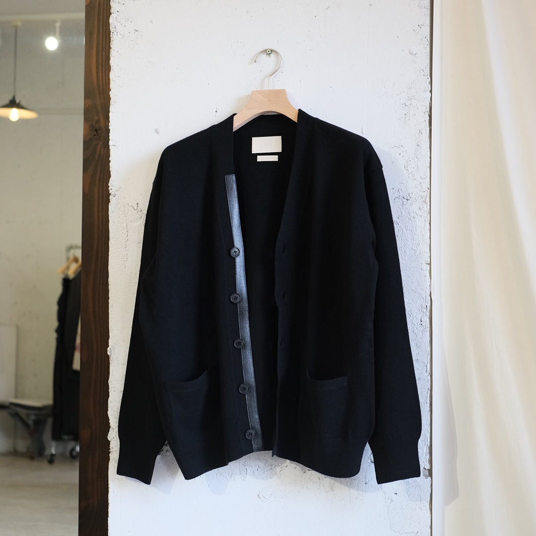 YOKE カーディガン カシミアシルク　黒 YOKE (ヨーク) - FINE GAUGE CARDIGAN | Harmonia公式通販