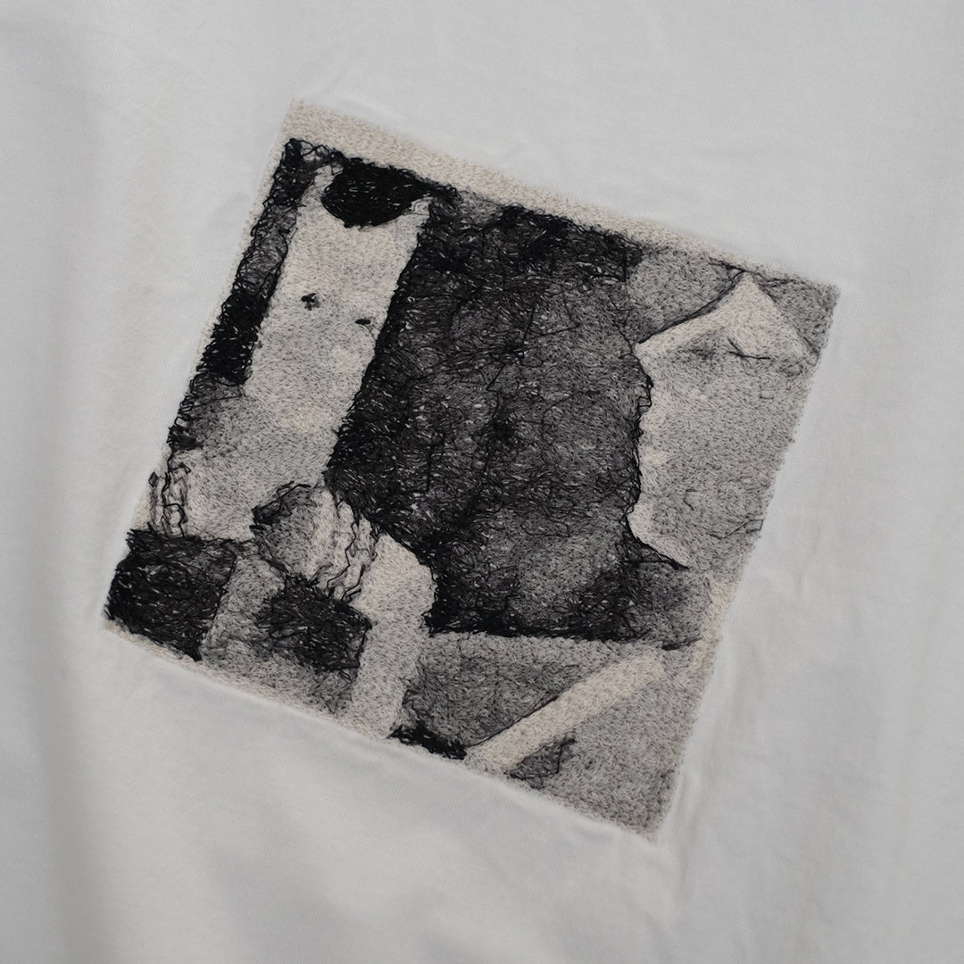 EMBROIDERY T-SHIRT