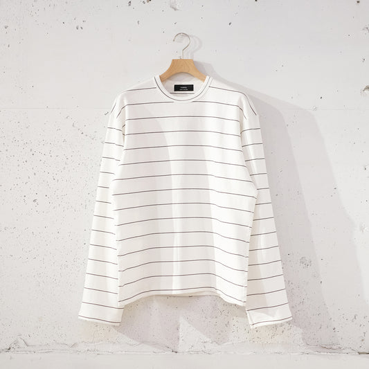 D-shaped Long Sleeve Tee