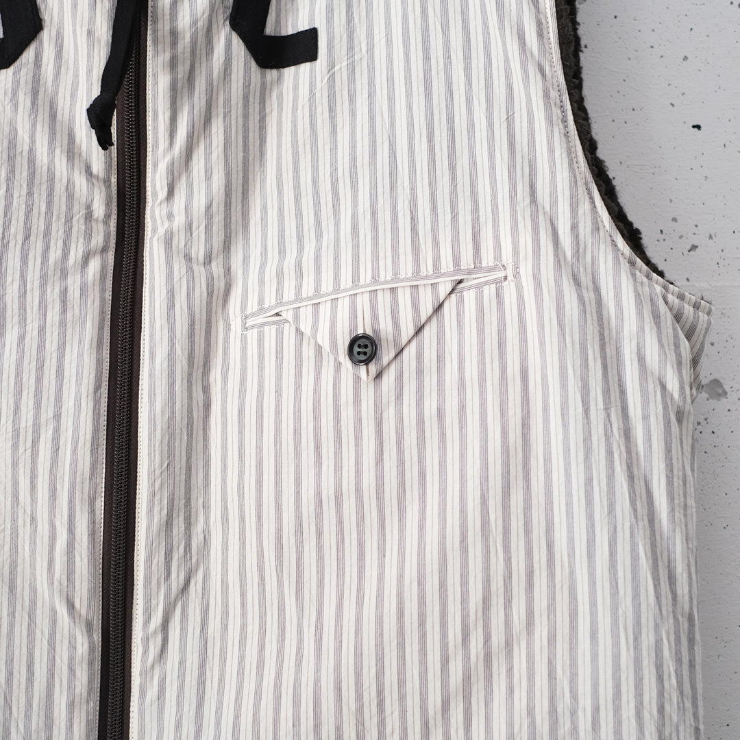 REVERSIBLE VEST