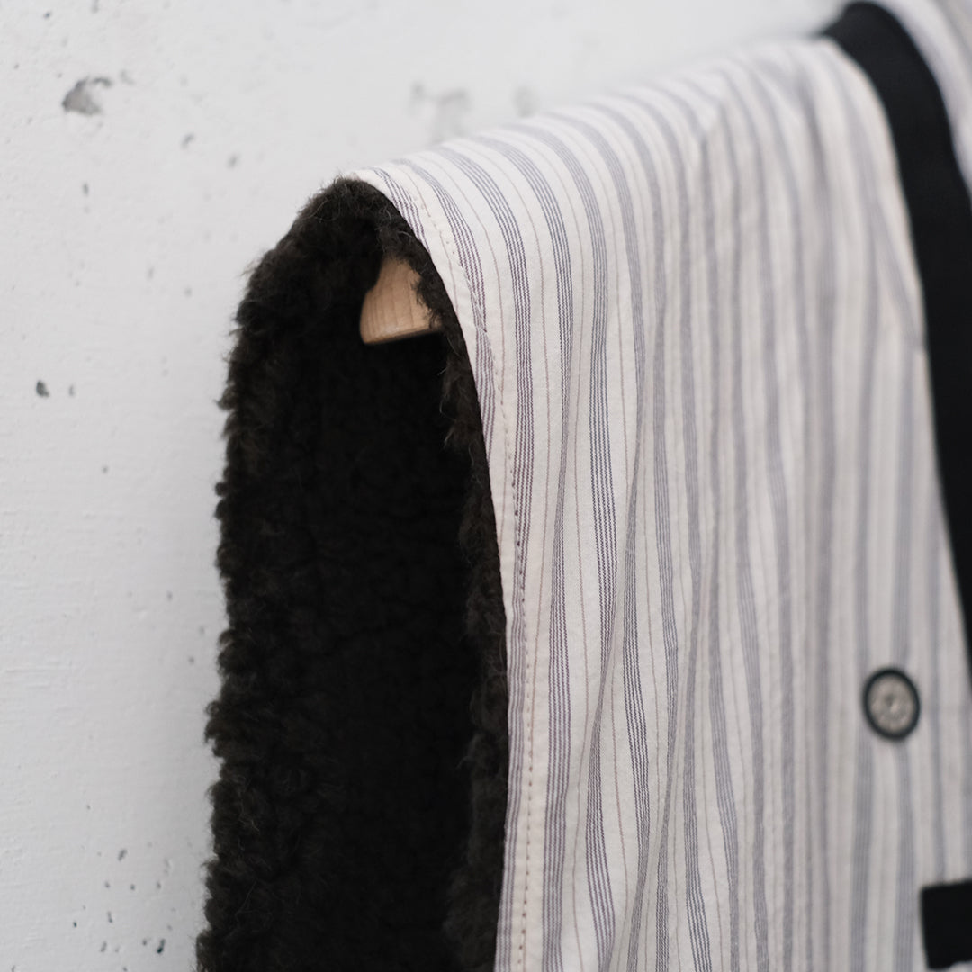 REVERSIBLE VEST