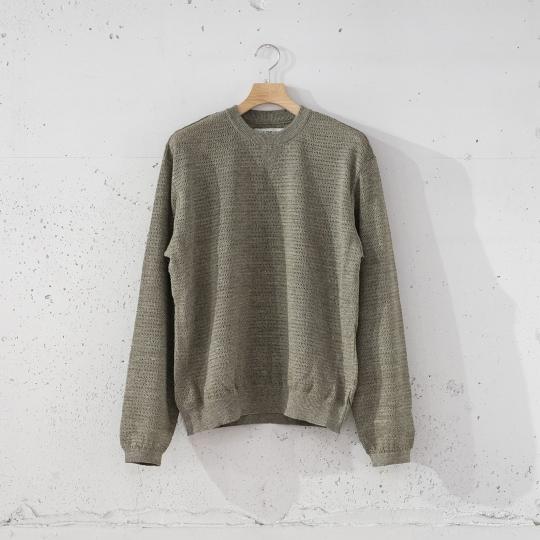 CREW NECK SWEATER